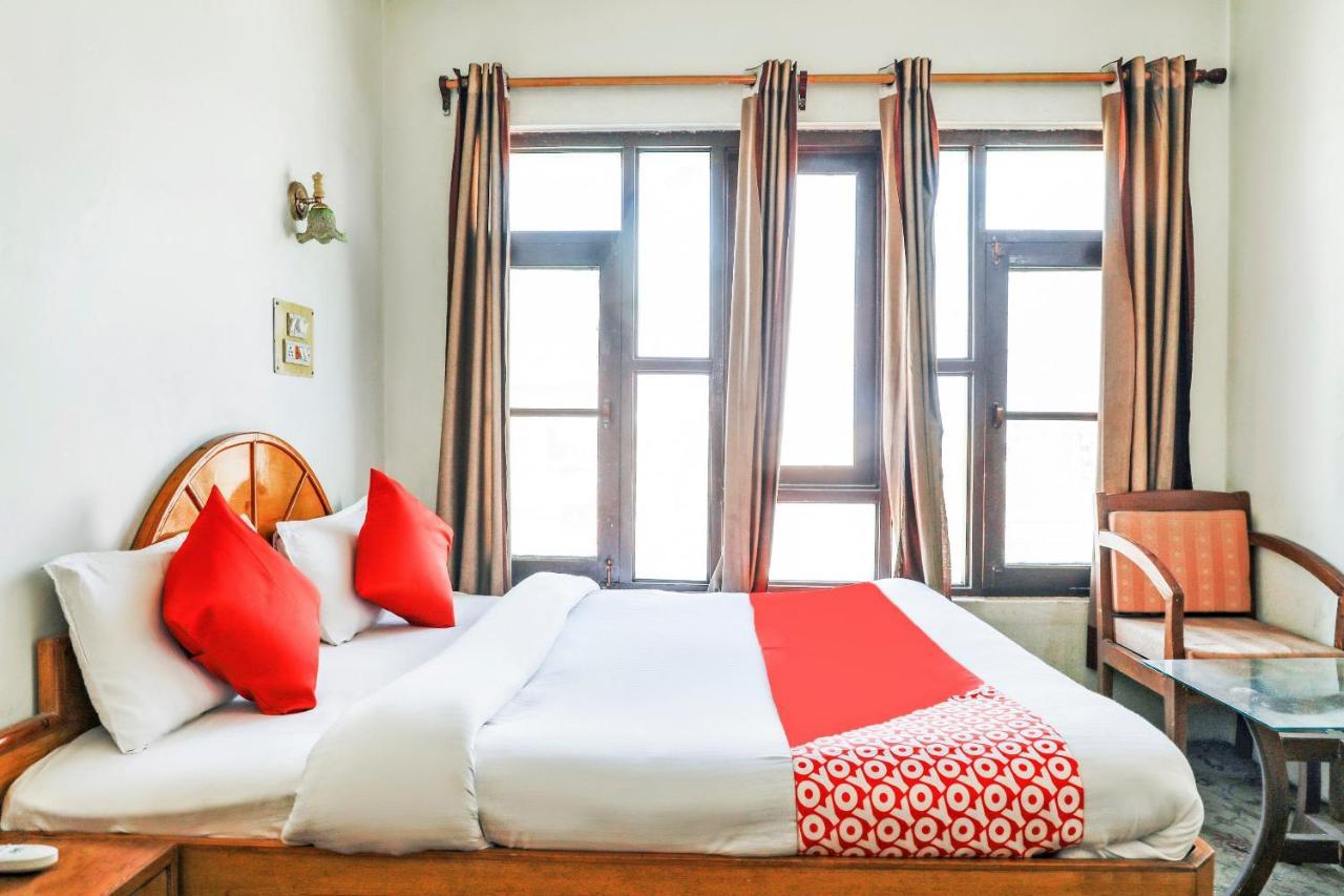 Oyo 72225 Hotel Dilshan Srīnagar Exterior foto